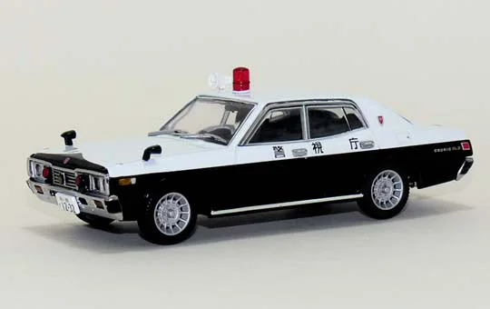 Aoshima DIECAST MODEL CAR: 1/43 330 CEDRIC LATE Ver. PATROL CAR (METROPOLITAN POLICE)[ENKEI BAJA WHEEL] - Scale Kits