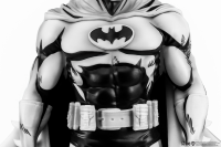 SDCC 2024 DC HEROES : Batman B&W PX PVC 1/8 Statue 5