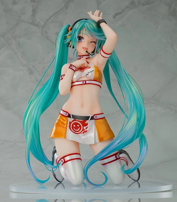 Max Factory Racing Miku 2010 Ver. Art by Kentaro Yabuki - Hatsune Miku