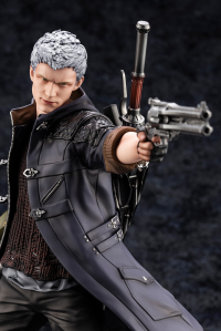 ARTFX J Nero 6