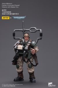 Astra Militarum Cadian Command Squad Veteran with Master Vox 3