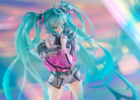 Hatsune Miku with SOLWA 6