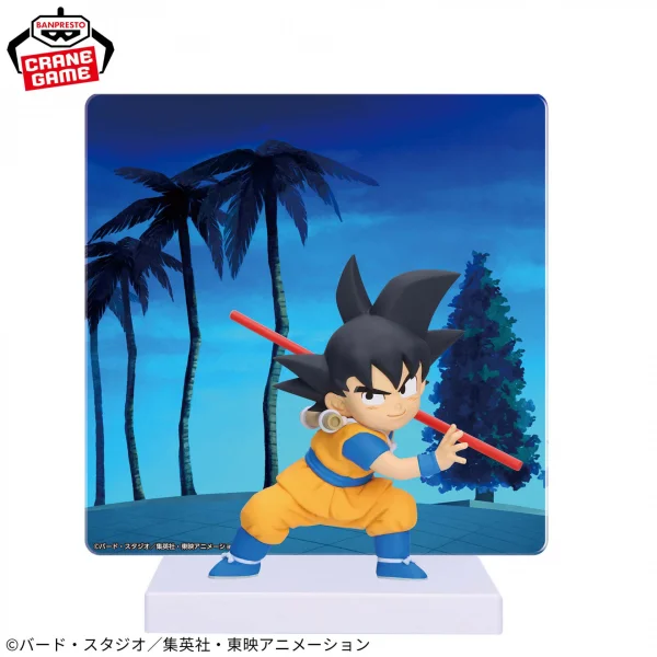BANDAI Son Goku with Panel (mini) "Dragon Ball Daima", Banpresto Figure - Dragon Ball DAIMA