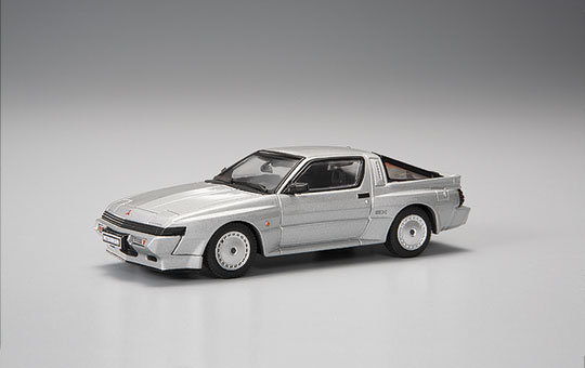 DIECAST MODEL CAR: 1/43 MITSUBISHI STARION 2000TURBO EX US?EUROPE SPEC ['88] (GRACE SILVER)