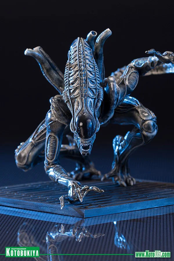KOTOBUKIYA ALIEN WARRIOR DRONE ARTFX+ STATUE - Alien (Movie Franchise)