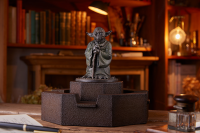 YODA™ FOUNTAIN STATUE 5