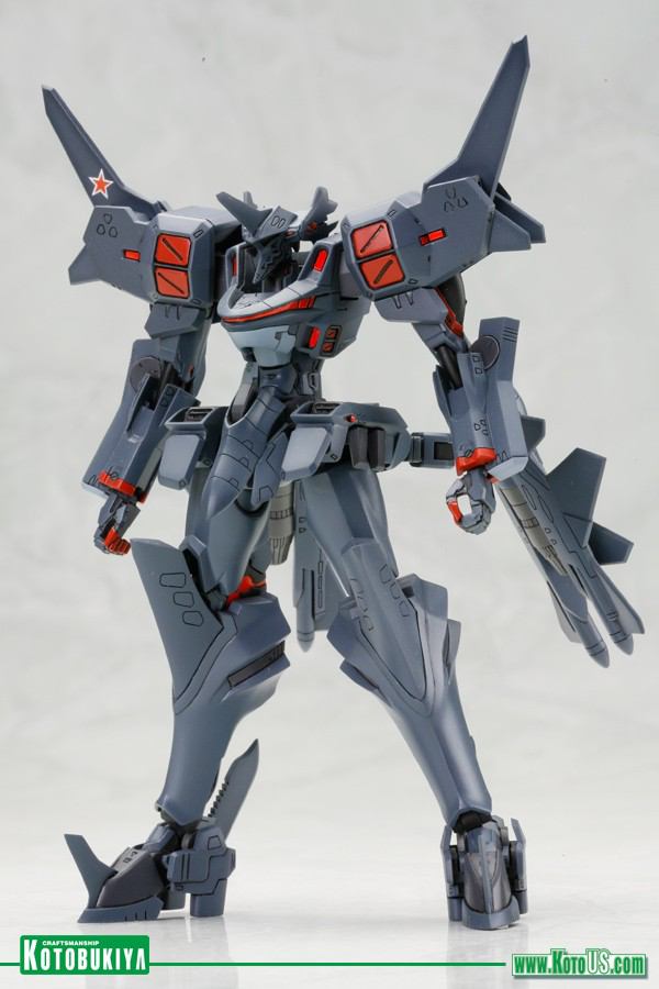 MUV-LUV ALTERNATIVE TOTAL ECLIPSE SU-47 NERKUT MODEL KIT