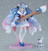 figma Snow Miku: Serene Winter ver. 4