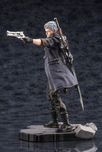 ARTFX J Nero 17