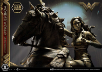 Museum Masterline Wonder Woman (Film) Wonder Woman on HorseBack Gold Version 32