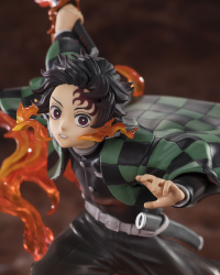TANJIRO KAMADO KYOJURO RENGOKU'S SWORD GUARD ver. "Demon Slayer: Kimetsu no Yaiba", TAMASHII NATIONS FiguartsZERO 2