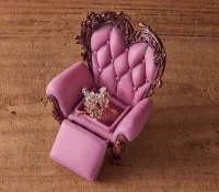PARDOLL Antique Chair: Valentine