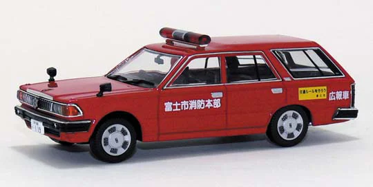 Aoshima DIECAST MODEL CAR: 1/43 Y30 CEDRIC VAN Speaker Car (Fuji-Nishi Fire Station) - Scale Figures