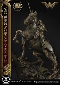 Museum Masterline Wonder Woman (Film) Wonder Woman on HorseBack Gold Version 19