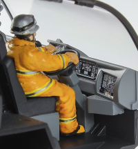 [SW05] 1:72 ROSENBAUER PANTHER 6×6 AIRPORT CRASH TENDER 9
