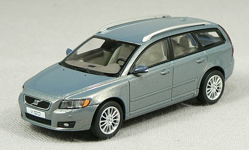 MOTORART DIECAST MINIATURE CAR: 1/43 1/43 Volvo V50 Chameleon Blue