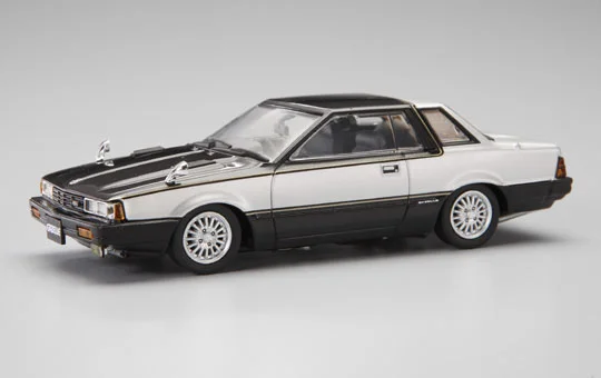 Aoshima DIECAST MODEL CAR: 1/43 GAZELLE DOHC RS EXTRA (S110) ('82) BLACK SILVER 2-TONE - Scale Kits