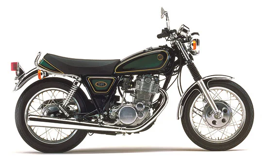Aoshima NAKED BIKE: 1/12 YAMAHA SR400S With CUSTOM PARTS - Scale Kits
