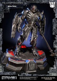 Museum Masterline Transformers: The Last Knight (Film) Megatron 12