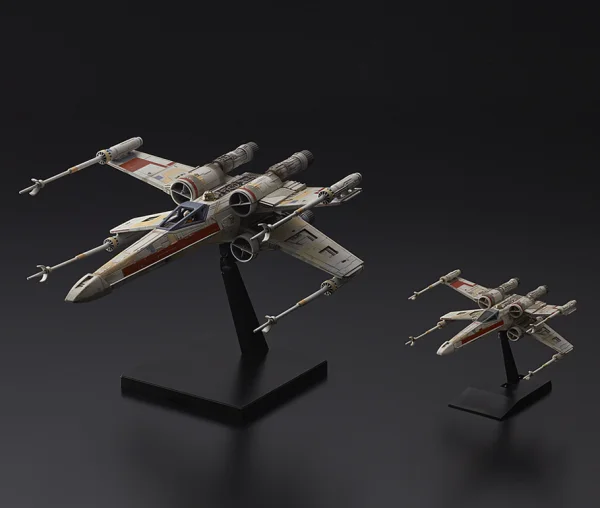 BANDAI HOBBY 1/72 & 1/144 Red Squadron X-Wing Starfighter Special Set - Star Wars