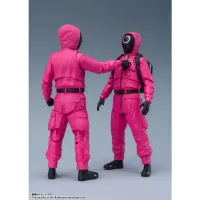 TAMASHII NATIONS Masked Worker/Masked Manager Netflix Squid Game, Bandai Spirits S.H.Figuarts - Squid Game - photo 2