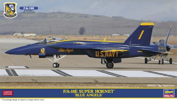 Hasegawa 1/72  F/A-18E SUPER HORNET "BLUE ANGELS"  (Bonus: an emblem patch is included.) - Scale Kits