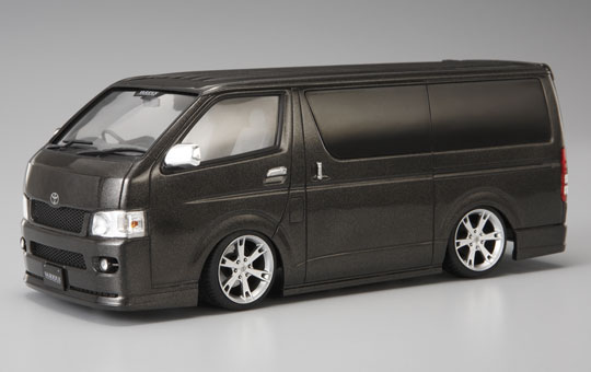 VIP AMERICAN: 1/24 FABULOUS VARIOUS HIACE 200 TYPE (TOYOTA)