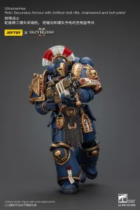 JOYTOY Ultramarines Relic Secundus Armour with Artificer bolt rifle, chainsword and bolt pistol - Warhammer 40K - photo 5