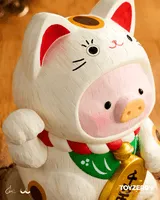 TOYZEROPLUS LuLu the Piggy - 18cm Wood-Carving Maneki Lu (Calico Cat) - LuLu The Piggy - photo 3