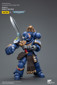 Ultramarines Lieutenant with Power Fist 8