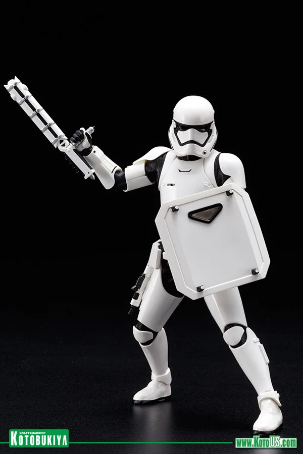 KOTOBUKIYA STAR WARS FIRST ORDER STORMTROOPER FN-2199 ARTFX+ - Star Wars