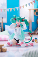 Hatsune Miku Desktop Cute Figure (Cat Ear T-Shirt Ver.) Reissue 6