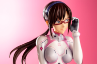 Mari Makinami Illustrious White Plugsuit ver. 9