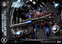 Museum Masterline Transformers: Dark of the Moon (Film) Optimus Prime Weapons Depot Bonus Version 31