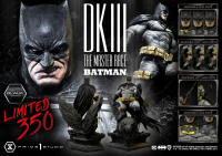 Museum Masterline Batman Dark Knight III The Master Race (Comics) Batman Black Version 1