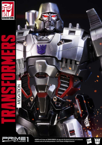 Premium Masterline Transformers: Generation 1 Megatron 18