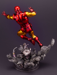 IRON MAN AVENGERS FINE ART STATUE 3