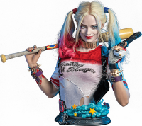 Infinity Studio X Penguin Toys: DX Series Life Size Bust Suicide Squad Harley Quinn 2