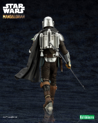 ARTFX+ MANDALORIAN & GROGU with Beskar Staff 12