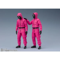 Masked Worker/Masked Manager Netflix Squid Game, Bandai Spirits S.H.Figuarts 4