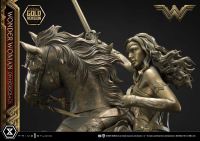 Museum Masterline Wonder Woman (Film) Wonder Woman on HorseBack Gold Version 24