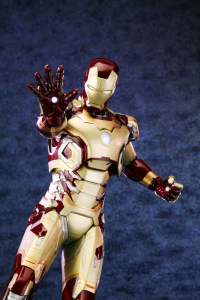 ArtFX+ Statue - Iron Man 3 - Iron Man Mark 42 4