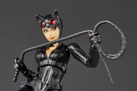 Revoltech Amazing Yamaguchi Cat Woman 10