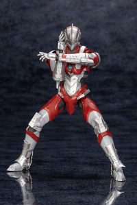ULTRAMAN 9