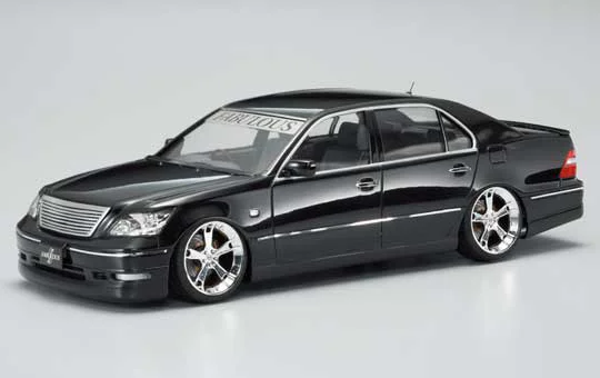 Aoshima SUPER VIPCAR: 1/24 FABULOUS  UCF31  CELSIOR  LATE Ver. (TOYOTA) - Scale Kits