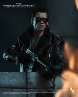 Queen Studios INART – The Terminator  -  T-800 1/6 Collectible Figure - The Terminator - photo 3