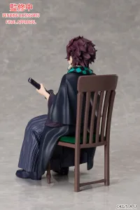 ANIPLEX Demon Slayer: Kimetsu no Yaiba　Tanjiro Kamado NON Scale Figure - Demon Slayer: Kimetsu no Yaiba - photo 3