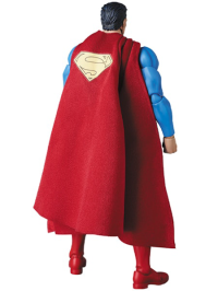 MAFEX Superman (Hush ver.) 5
