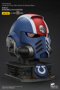 Ultramarines Lieutenant Titus' MKX Helmet & Display Stand 15