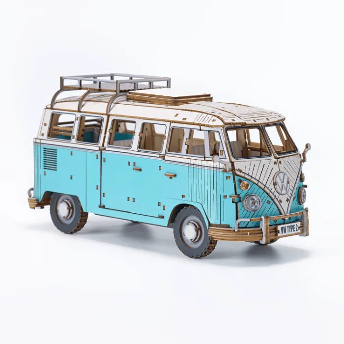 Azone wa-gu-mi Vintage Volkswagen Type 2 (T1) Camper Van GREEN - Scale Kits